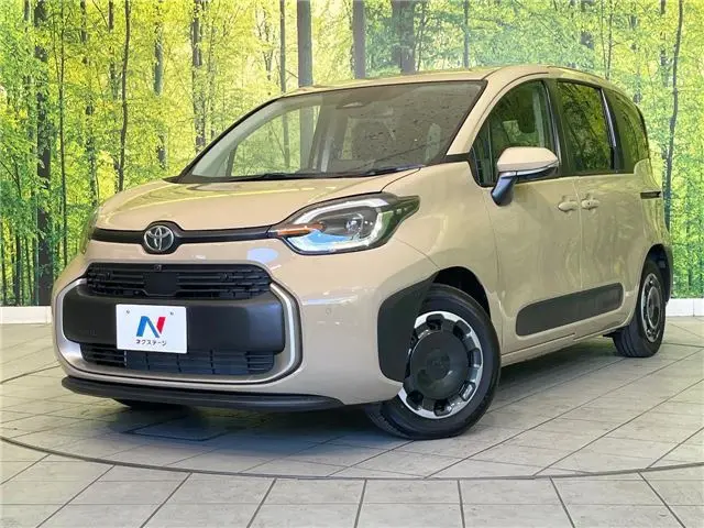 2026 Toyota Sienta Hybrid Z Gold Van for sale, Japanese used car export | GULJI TRADERS