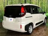 2026 Toyota Sienta Hybrid G Pearl Van for sale, Japanese used car export - photo 9 of 30 | GULJI TRADERS