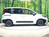 2026 Toyota Sienta Hybrid Z Pearl Van for sale, Japanese used car export - photo 16 of 30 | GULJI TRADERS