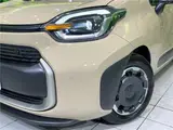 2026 Toyota Sienta Hybrid Z Gold Van for sale, Japanese used car export - photo 13 of 30 | GULJI TRADERS