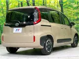 2026 Toyota Sienta Hybrid Z Gold Van for sale, Japanese used car export - photo 19 of 30 | GULJI TRADERS