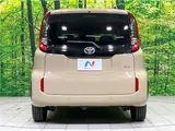 2026 Toyota Sienta Hybrid Z Gold Van for sale, Japanese used car export - photo 20 of 30 | GULJI TRADERS