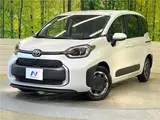 2026 Toyota Sienta Hybrid Z Pearl Van for sale, Japanese used car export - photo 1 of 30 | GULJI TRADERS