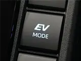 2026 Toyota Sienta Hybrid Z Other Van for sale, Japanese used car export - photo 15 of 30 | GULJI TRADERS