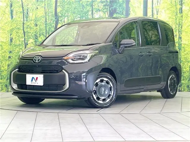 2026 Toyota Sienta Hybrid Z - photo 1 2026 Toyota Sienta Hybrid Z Gray Van for sale, Japanese used car export - photo 1 of 30 | GULJI TRADERS