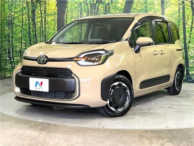 2026 Toyota Sienta Hybrid Z - photo 1 2026 Toyota Sienta Hybrid Z Gold Van for sale, Japanese used car export - photo 1 of 30 | GULJI TRADERS