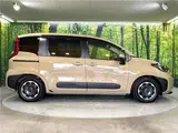 2026 Toyota Sienta Hybrid Z Gold Van for sale, Japanese used car export - photo 9 of 30 | GULJI TRADERS