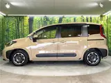 2026 Toyota Sienta Hybrid Z Gold Van for sale, Japanese used car export - photo 13 of 30 | GULJI TRADERS