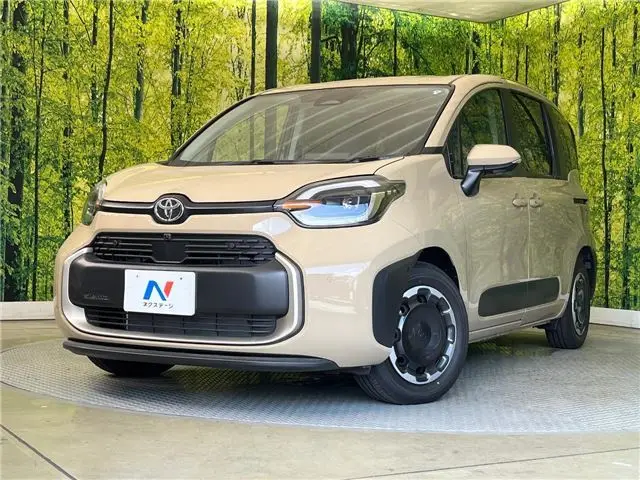 2026 Toyota Sienta Hybrid Z White Van for sale, Japanese used car export | GULJI TRADERS