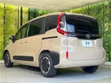 2026 Toyota Sienta Hybrid Z White Van for sale, Japanese used car export - photo 7 of 30 | GULJI TRADERS