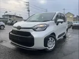 2026 Toyota Sienta X 7-seater Pearl Van for sale, Japanese used car export - photo 1 of 50 | GULJI TRADERS