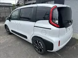 2026 Toyota Sienta Hybrid Z 7-seater Pearl Van for sale, Japanese used car export - photo 8 of 45 | GULJI TRADERS