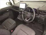 2026 Toyota Sienta Z 5Ninja Green Van for sale, Japanese used car export - photo 3 of 12 | GULJI TRADERS