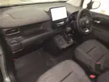 2026 Toyota Sienta Z 5Ninja Green Van for sale, Japanese used car export - photo 4 of 12 | GULJI TRADERS