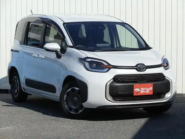2026 Toyota Sienta Hybrid Z - photo 1 2026 Toyota Sienta Hybrid Z Pearl Van for sale, Japanese used car export - photo 1 of 9 | GULJI TRADERS