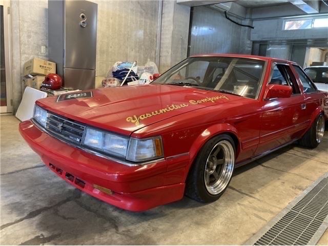 1985 Toyota Soarer Red Color changed Coupe for sale, Japanese used car export | GULJI TRADING