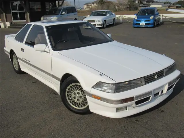 1988 Toyota Soarer 2.0GT Twin Turbo - photo 1 1988 Toyota Soarer 2.0GT Twin Turbo White Coupe for sale, Japanese used car export - photo 1 of 63 | GULJI TRADERS