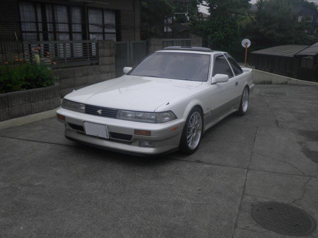 1989 Toyota Soarer GT LTD Pearl Coupe for sale, Japanese used car export | GULJI TRADING