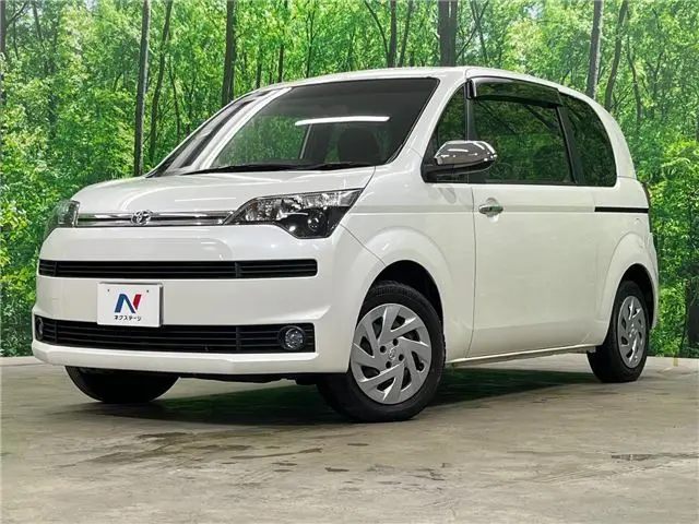 2016 Toyota Spade F Queen - photo 1 2016 Toyota Spade F Queen Pearl Van for sale, Japanese used car export - photo 1 of 30 | GULJI TRADERS