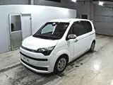 2016 Toyota Spade F Queen Pearl Van for sale, Japanese used car export - photo 1 of 5 | GULJI TRADERS