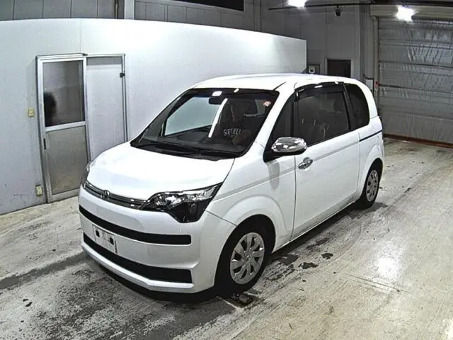 2016 Toyota Spade F Queen Pearl Van for sale, Japanese used car export | GULJI TRADERS