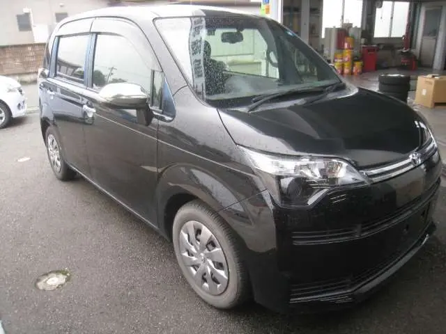 2016 Toyota Spade F Queen Black Van for sale, Japanese used car export - photo 1 of 12 | GULJI TRADERS
