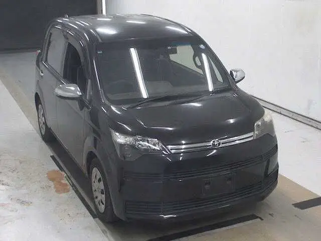 2016 Toyota Spade F Queen - photo 1 2016 Toyota Spade F Queen Black Van for sale, Japanese used car export - photo 1 of 4 | GULJI TRADERS