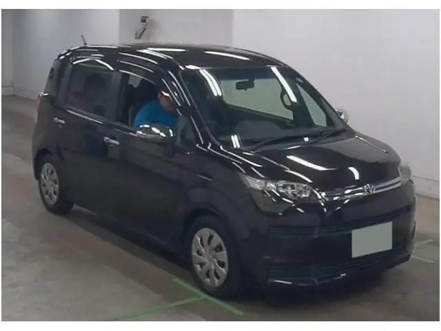 2016 Toyota Spade F Queen - photo 1 2016 Toyota Spade F Queen Purple Van for sale, Japanese used car export - photo 1 of 9 | GULJI TRADERS