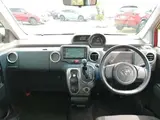 2016 Toyota Spade 1.5 G Red Van for sale, Japanese used car export - photo 5 of 9 | GULJI TRADERS