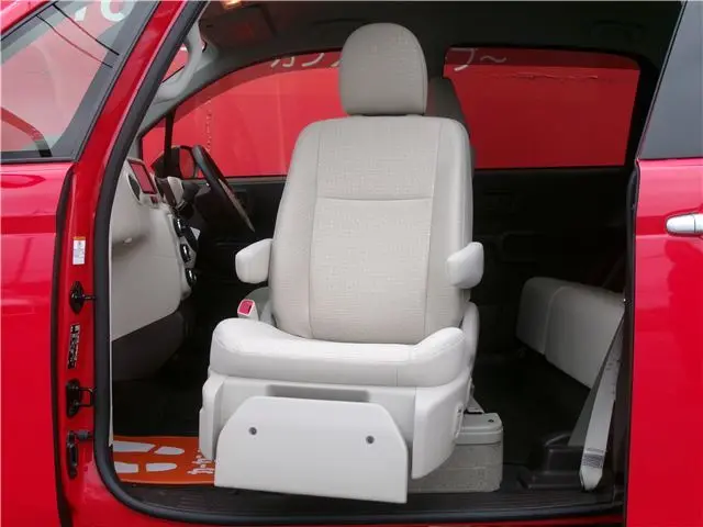 2017 Toyota Spade 1.5F Welcab passenger seat swivel seat Red Van for sale, Japanese used car export | GULJI TRADERS