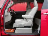 2017 Toyota Spade 1.5F Welcab passenger seat swivel seat Red Van for sale, Japanese used car export - photo 13 of 16 | GULJI TRADERS
