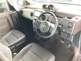 2017 Toyota Spade F★One Owner, Dealer Navi, Smart Key, Safety Sense Purple Van for sale, Japanese used car export - photo 34 of 66 | GULJI TRADERS