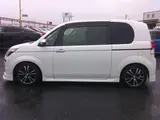2017 Toyota Spade F Queen Smart Entry P Pearl Van for sale, Japanese used car export - photo 10 of 30 | GULJI TRADERS