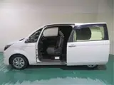 2017 Toyota Spade F Queen II Pearl Van for sale, Japanese used car export - photo 13 of 14 | GULJI TRADERS