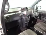 2018 Toyota Spade F Queen II ★ One Owner, Non-Smoking ★ Genuine SD Navigation TV ★ Backup Camera ★ Dashcam Pearl Van for sale, Japanese used car export - photo 25 of 56 | GULJI TRADERS