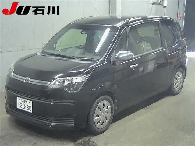 2018 Toyota Spade F Queen III - photo 1 2018 Toyota Spade F Queen III Black Van for sale, Japanese used car export - photo 1 of 7 | GULJI TRADERS