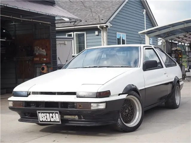 1983 Toyota Sprinter - photo 1 1983 Toyota Sprinter White Color changed Sedan for sale, Japanese used car export - photo 1 of 34 | GULJI TRADERS