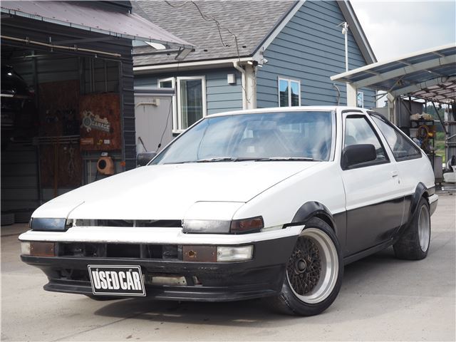 1983 Toyota Sprinter - photo 1 1983 Toyota Sprinter White Color changed Sedan for sale, Japanese used car export | GULJI TRADING