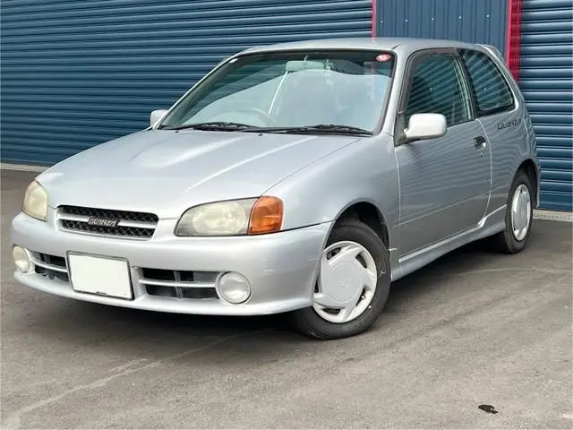 1996 Toyota Starlet Glanza S Silver Sedan for sale, Japanese used car export - photo 1 of 18 | GULJI TRADERS