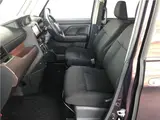 2020 Toyota Tank XS Brown Van for sale, Japanese used car export - photo 8 of 36 | GULJI TRADERS