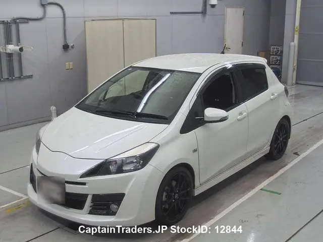 2014 Toyota Vitz - photo 1 2014 Toyota Vitz Pearl Sedan for sale, Japanese used car export | GULJI TRADERS