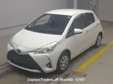 2019 Toyota Vitz Pearl white Sedan for sale, Japanese used car export - photo 1 of 8 | GULJI TRADERS