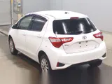 2019 Toyota Vitz F Package White Sedan for sale, Japanese used car export - photo 7 of 12 | GULJI TRADERS