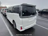 2017 Toyota Voxy Hybrid White Van for sale, Japanese used car export - photo 54 of 64 | GULJI TRADERS