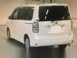 2011 Toyota Voxy Xl Edition Pearl Van for sale, Japanese used car export - photo 3 of 28 | GULJI TRADERS