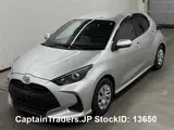 2020 Toyota Yaris Silver Sedan for sale, Japanese used car export - photo 5 of 10 | GULJI TRADERS