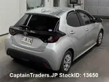 2020 Toyota Yaris Silver Sedan for sale, Japanese used car export - photo 6 of 10 | GULJI TRADERS