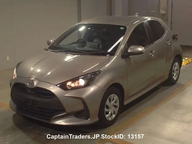 2020 Toyota Yaris - photo 1 2020 Toyota Yaris Brown Sedan for sale, Japanese used car export | GULJI TRADERS