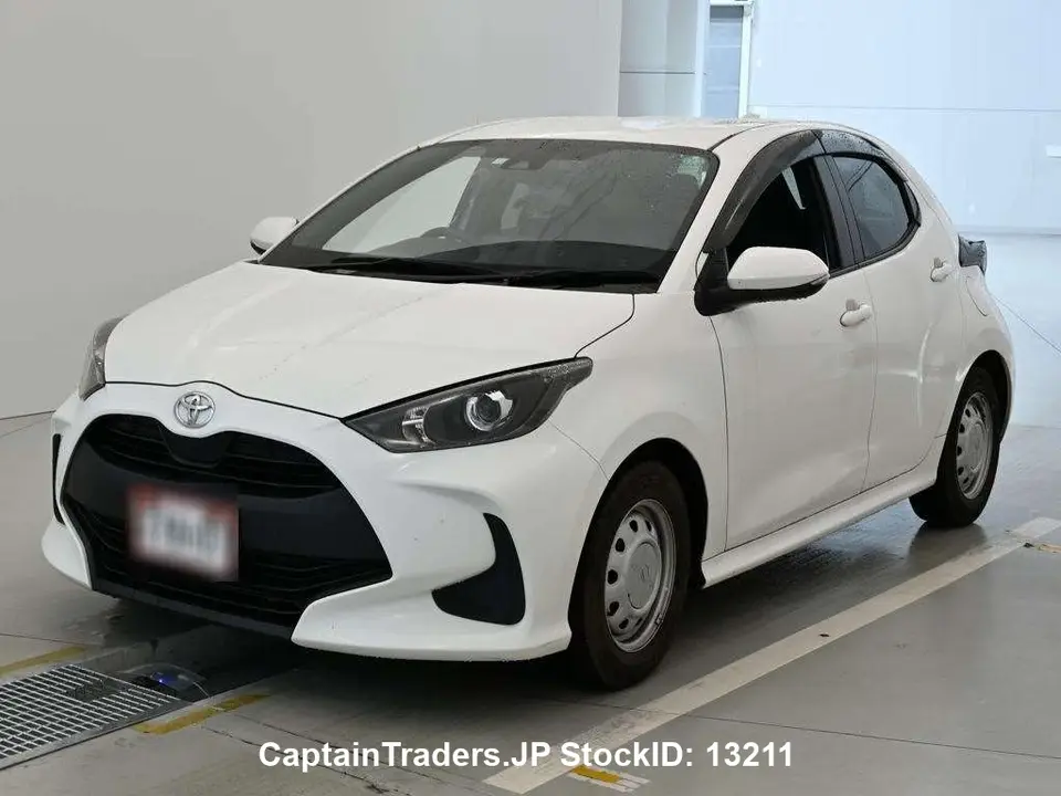 2020 Toyota Yaris White Sedan for sale, Japanese used car export - photo 1 of 13 | GULJI TRADERS