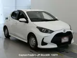 2020 Toyota Yaris White Sedan for sale, Japanese used car export - photo 6 of 13 | GULJI TRADERS